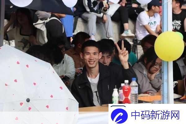 超级凌乱的校园运动会为何有