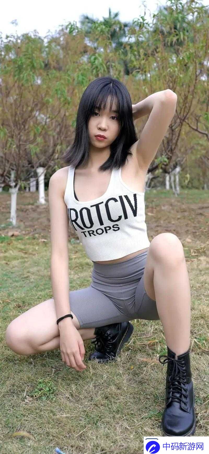美女张开腿给男人桶爽久久