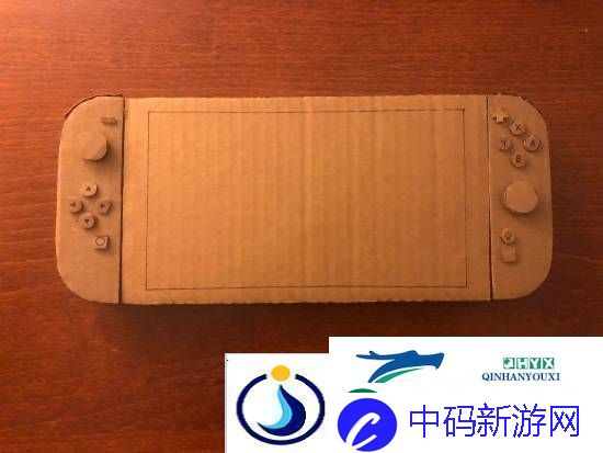 友自制Switch2原尺寸模型！细节还原原来这么大